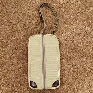 Picnic wine bottle carrier tote